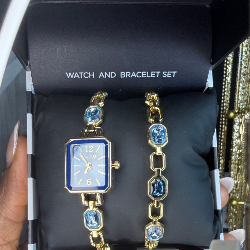 Chic Gold and Blue Women's Watch and Bracelet Set